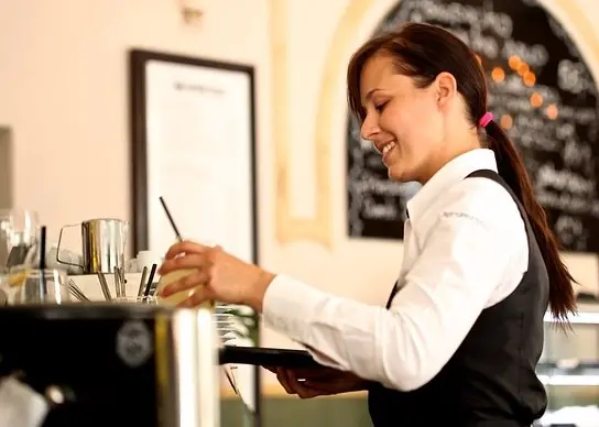Diferentes tipos de riesgos en el lugar de trabajo: físicos, químicos, biológicos, ergonómicos y psicosociales